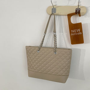 Large Capacity Diamond Check Bag Womens Summer 2022 New Versatile Fashion Chain Shoulder Bag Portable Shopping Bag Tote Bag