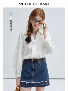 VEGA CHANG | Áo Blouse Cổ V Rộng Tay Dài Phong Cách Pháp