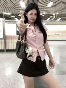 QINWEIYU | Pink V-neck Short Sleeve Shirt Womens Summer 2025 New Unique Beautiful Slimming Korean Style Sweet Cotton Button-up Top