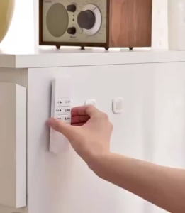 3Pcs Remote Control Magnetic Sticker TV Air Conditioner Remote Control Storage Suction Magnetic Hook