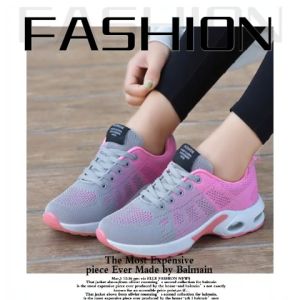 คุ้มค่าคุ้มราคา รองเท้าผ้าใบราคาถูก สดใส สมุดผล ไม่ต้องพูดถึงสี รูปร่างสวยมากกๆ รูปแบบสีสันเก๋ไม่ซ้ำใครแน่น