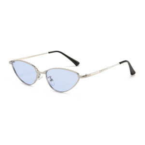 2025 Fashion Cat Eye Sunglasses Women Classic Travel Stylish Driving Glasses UV400 Oculos De Sol Shades