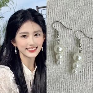 Elegant Retro Pearl Earrings Bright High-Quality Chinese National Style Simple Design Sensation New Middle-Class Fashion Ear Jewelry