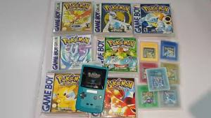 Bandai | 7 Styles Pokémon 16-Bit GBC Game Cartridge Red/Blue/Green/Gold/Silver/Crystal/Yellow USA/FRA/NOE/ESP/ITA Version