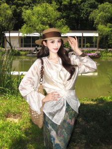 ZHILU | Elegant Luxury Slimming Flattering Easy-to-Match UV-Protective Long-Sleeve Blouse