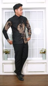 Kemeja Batik Pria Slimfit Baju Lengan Panjang Furing Premium Black 2650