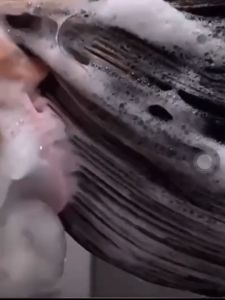 Sisir Rambut / Sikat Rambut Bulat / Hair Comb Round Shape