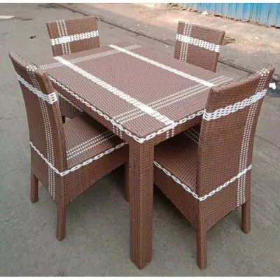 1 set meja makan 4 kursi plus kaca meja