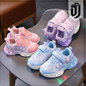 Sepatu Sneakers KUROMI & Running Anak: Tips Memilih & Ukuran