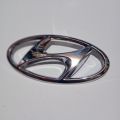 LOGO HYUNDAI  16cm X 8cm ORIGINAL. 