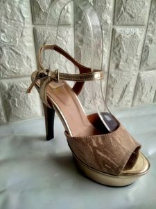 sepatu high heels wanita terbaru tinggi 13cm