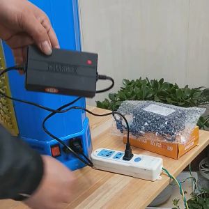 สายชาร์จ ที่ชาร์จแบต 1.5แอม เครื่องชาร์จแบต สายชาร์จแบต เครื่องพ่นยาแบตเตอรี่ ถังพ่นยาแบตเตอรี่ หัวเสียบสามรู (หัวเหลี่ยม)