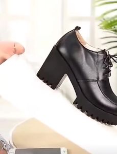 Ready Stock Women's Shoes: British Style Black Leather High Heels Platform Lace-Up Fashion Heels