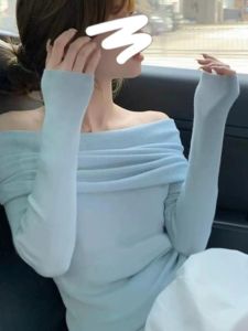 HUOLISI | Off-Shoulder Blue Knitwear