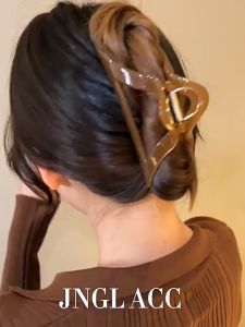 Jepit Rambut Wanita Model Segita Rambut Tebal Jepitan Rambut Korea Style Hair Claw Clip Jedai Rambut Wanita Panjang