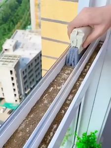 Household door seam windows slits dust cleaning brush detachable door window groove cleaning brush