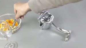 2024 Manual Juice Squeezer Aluminum Alloy Hand Pressure Juicer Pomegranate Orange Lemon Sugar Cane Juice Bar Kitchen Fruit Tool
