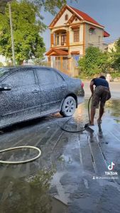 Dung dịch rửa xe  Nước rửa xe không chạm siêu sạch  bóng sơn như mới nhập khẩu chính hãng Ekokemika Bio 25- Can 5L.Tặng ngay combo quà siêu khủng