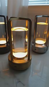 good quality rechargeable table lamp with touch control, 3-colour dimming for living room, bar, dining room, camping use
