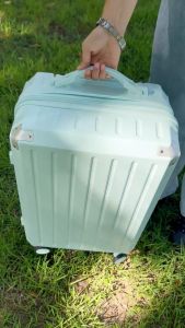 [รับประกัน 2 ปี]  Traveler  กระเป๋าเดินทาง ขนาด 20 24 และ 29 นิ้ว กระเป๋าเดินทางล้อลาก รุ่น T1 วัสดุ ABS+PC 100% แข็งแรง ยืดหยุ่น