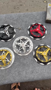 Ốp Quạt Gió CNC 86 RACING xoáy cho Vespa/vision/scoopy/Janus/Grande Full nhôm CNC Nổ Máy là Xoay