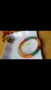 🥀💎🥀Vòng tay đá mã não tứ quý mới  đỏ cam xanh dương xanh lá cam trắng vân sọc xéo xéo rất đẹp Ni 59mm x cọng 78mm Nữ 58kg - 70kg đeo món quà tặng nữ ý nghĩa có 450k ạ