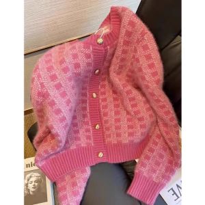 Elegant Knit Cardigan