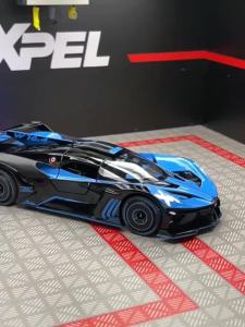 MAKEDA | 1:24 Bolide Revuelto Alloy Model Diecast Car Toys Doors Opened Sound Light Pull Back Miniature Vehice Boy Adult Birthday Present