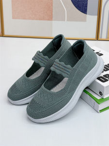 ฤดูใบไม้ผลิมาใหม่รองเท้าผ้าปักกิ่งระบายอากาศรองเท้ากีฬาลําลองสําหรับวัยกลางคนและผู้สูงอายุส้นแบนผ้าฝ้ายเรียงรายรองเท้าสตรี