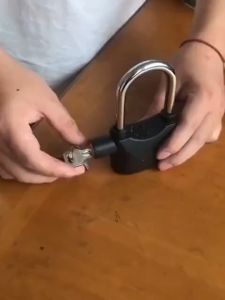 BATHI Gembok Alarm Hitam Panjang Sensor Getar 2 Fungsi Padlock Pengunci Serbaguna Perlengkapan Keamanan Kunci Pengaman Pagar