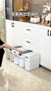 Thùng đựng rác thông minh - Thùng rác ECOCO 12 Lít E2244 nắp kín tự động đóng gói. Hộp đựng rác tự động cao cấp ecoco.