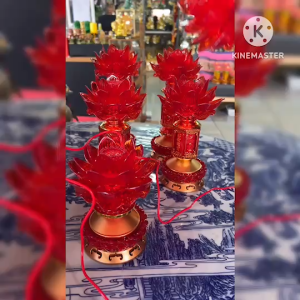 เชิงเทียน ดอกบัว แอลอีดี 2IN1 ใช้ถ่าน+ใช้ไฟฟ้า สวยงาม แข็งแรง ทนทาน ไม่มีร้อน ไม่อันตราย ถวายพระ เจ้าที่ เทพเจ้า