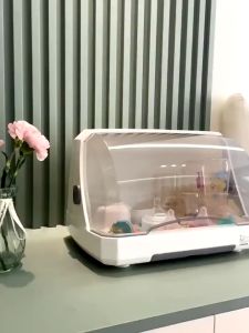 Baby Feeding Bottle Storage Box Large Size Baby Tableware Dustproof Cupboards Container Drain Rack with Lid