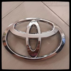 Toyota logo emblem Front grill Bumper innova reborn hilux Size 17cm ORIGINAL Toyota Auto Parts