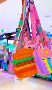 Túi Pop It Cho Bé Gái Giá Rẻ Đeo Chéo Giảm Căng Thẳng Bóp Bong Bóng Hình Chuột Micky Nhiều Màu Dễ Thương - PUPU HOUSE