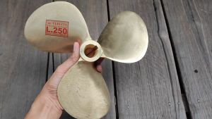 Tipe L.250 Baling-Baling Perahu Kuningan Merk FERLITA