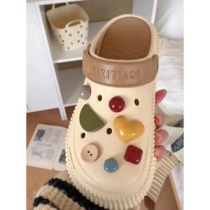 LHSunday ลดแรง รองเท้าแตะหัวโตพื้นนิ่ม ตกแต่งตัวติดลายหัวใจ ดีไซน์น่ารัก ตัดขอบสีทูโทน แมทซ์ง่าย ได้ทุกลุค อวยยศให้เป็นรุ่นที่ขายดีที่สุดในตอนนี้ สาวสายชิค ต้องมีติดตู้เลยน๊าาา