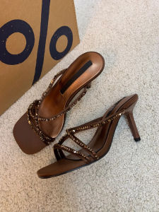 Retro Style Shiny Diamond High Heels Womens Thin Heel Square Head Casual Diamond Sandals Summer New Arrival Fashionable