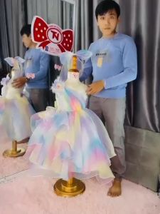 🌈𝑹𝑨𝑰𝑵𝑩𝑶𝑾 𝑫𝑹𝑬𝑺𝑺- Váy công chua cầu vồng thiết kế cao cấp các loại size có sẵn Thanh Nhi Fashion TN5623001