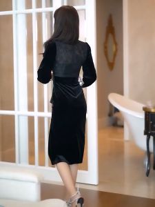 ZY.HT(Giải phóng mặt bằng Sử dụng phiếu giảm giá)Váy nữ Váy đen Váy dài Váy nhung Váy đen Váy Hàn Quốc EraVogue 5472