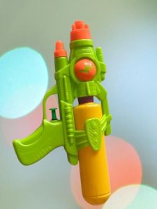 Mainan Anak Pistol Air Ukuran Medium Water Sand Toys