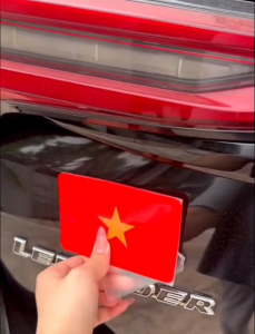Cờ Việt Nam Dán Ô Tô Xe Máy Chống Nước Phản Quang Bền Màu Dễ Sử Dụng