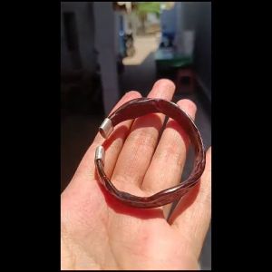 Gelang Akar Bahar Merah Lentur Model C Minimalis Variasi Monel