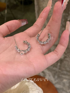 Sweet Signal Flashing Zircon Heart Earrings Versatile Retro High-End Lightweight Luxury Womens Fashion Jewelry Accessories