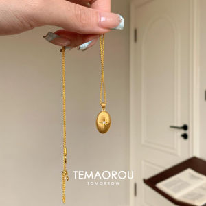 Double-Sided Design Eight-Pointed Star Rhinestone Oval Pendant Brushed Gold Necklace Womens Vintage High-End Clavicle Chain Non-Fading