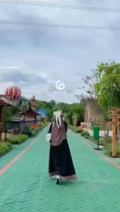 Liyana Syari | Gamis Abaya Anak Perempuan Remaja Lebaran 2025 Set Pashmina Bahan Ceruty Babydoll Usia 10-15 Tahun