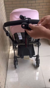 ตะขอเกี่ยวรถเข็น แพ็ค 2 ชิ้น ตะขอห้อยรถเข็นเด็ก ตะขอห้อยของในรถเข็น