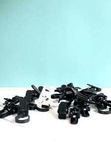 [Datz] 360 Rotating Clip Peg With Hook Hanger Clip Cloth Clip Laundry Hook Clip 挂钩衣夹 Pengepit Baju - SO78