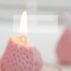 Strawberry Candle Scented [ 1 Set Pink & Red 】 大豆香薰草莓蜡烛可爱创意生日伴手礼草莓香薰蜡烛