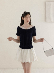 Cantonstory | Blue Lace Splicing V-Neck T-Shirt Women Slim Fit Spring